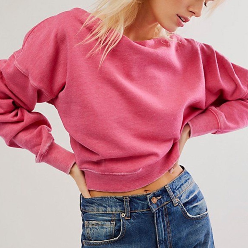 DATE NIGHT PULLOVER HOT PINK